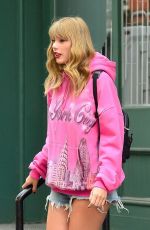 TAYLOR SWIFT in Denim Cutoff Leaves Her Apartment in New York 07/21/2018