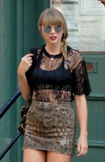 TAYLOR SWIFT Leaves Her Apartment in New York 07/20/2018