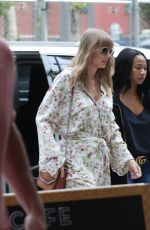TAYLOR SWIFT Out for Lunch in New York 07/14/2018