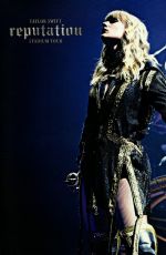 TAYLOR SWIFT - Reputation Tour Book 2018