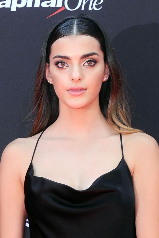 TONI BREIDINGER at 2018 Espy Awards in Los Angeles 07/18/2018