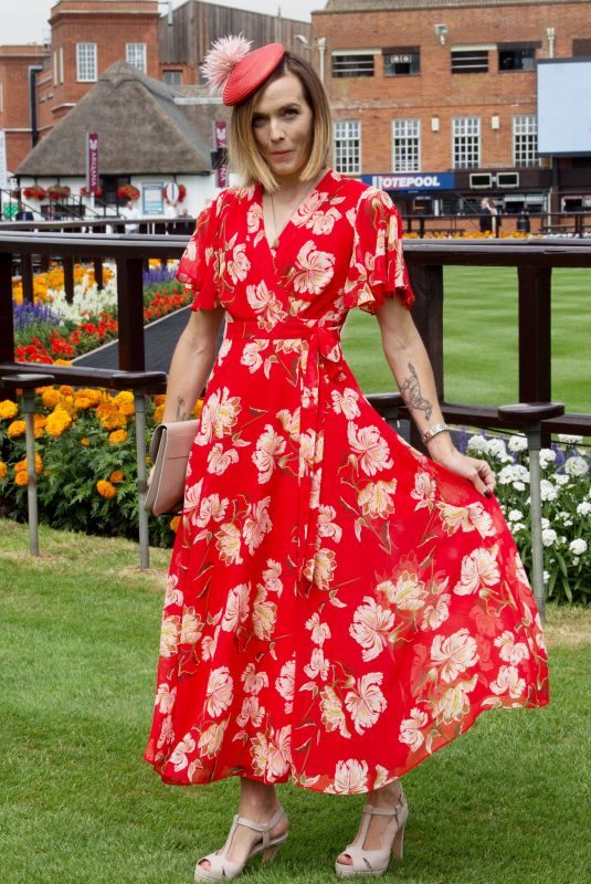 VICTORIA PENDLETON at Moet & Chandon July Festival, Ladies Day at Newmarket Racecourse 07/12/2018
