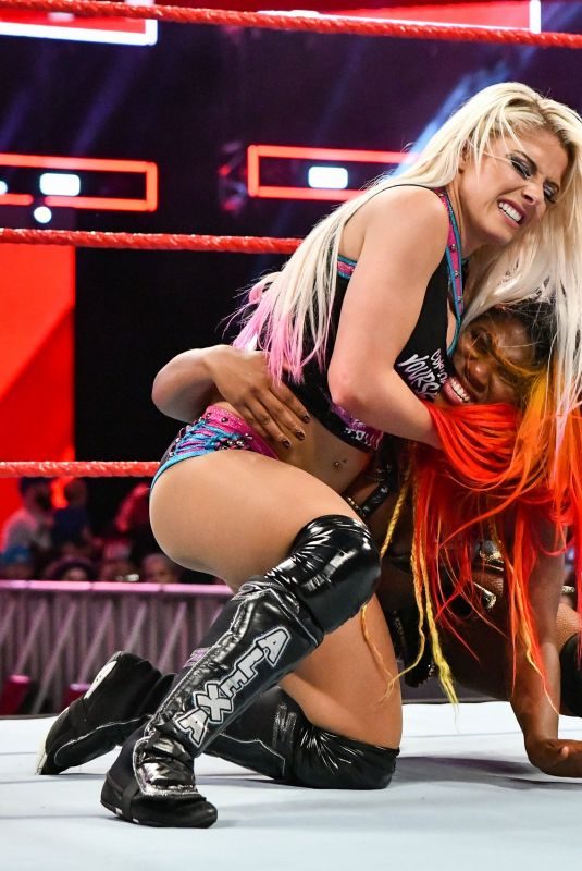 ALEXA BLISS at WWE Raw in Greensboro 08/13/2018