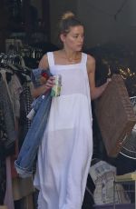 AMBER HEARD Cleaning Out Her Garage in Los Angeles 07/30/2018