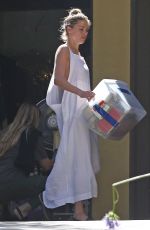 AMBER HEARD Cleaning Out Her Garage in Los Angeles 07/30/2018