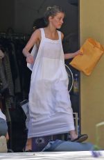 AMBER HEARD Cleaning Out Her Garage in Los Angeles 07/30/2018