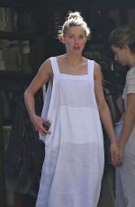 AMBER HEARD Cleaning Out Her Garage in Los Angeles 07/30/2018