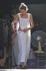 AMBER HEARD Cleaning Out Her Garage in Los Angeles 07/30/2018