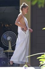 AMBER HEARD Cleaning Out Her Garage in Los Angeles 07/30/2018