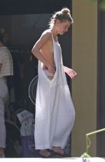 AMBER HEARD Cleaning Out Her Garage in Los Angeles 07/30/2018