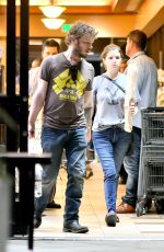 ANNA KENDRICK Shopping for Groceries in Los Angeles 08/14/2015