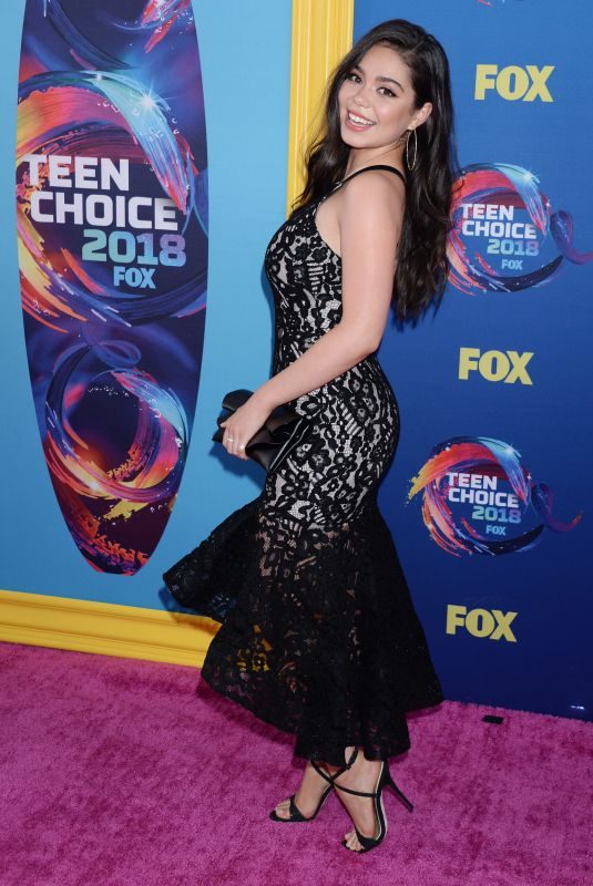 AULI’I CARVALHO at 2018 Teen Choice Awards in Beverly Hills 08/12/2018