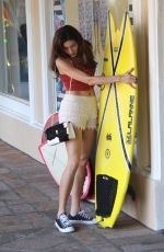 BLANCA BLANCO Shoping a Surf Board in Malibu 08/17/2018