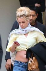 BRITNEY SPEARS Leaves Her Hotel in Paris 08/28/2018