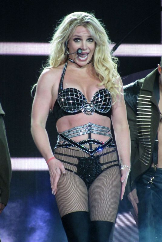 BRITNEY SPEARS Performs at Piece of Me World Tour in London 08/24/2018