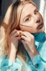CHLOE MORETZ for Who What Wear