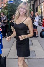 DEBBIE GIBSON Leaves AOL Build in New York 08/21/2018