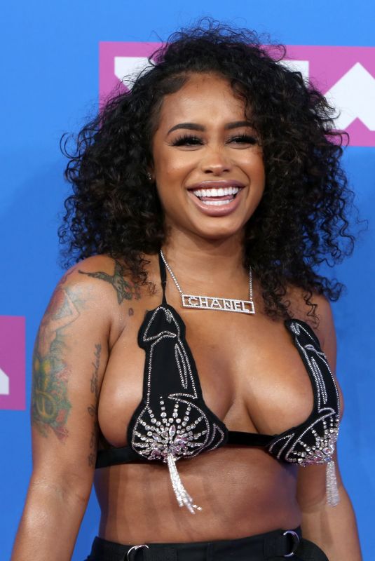 DREAMDOLL at MTV Video Music Awards in New York 08/20/2018
