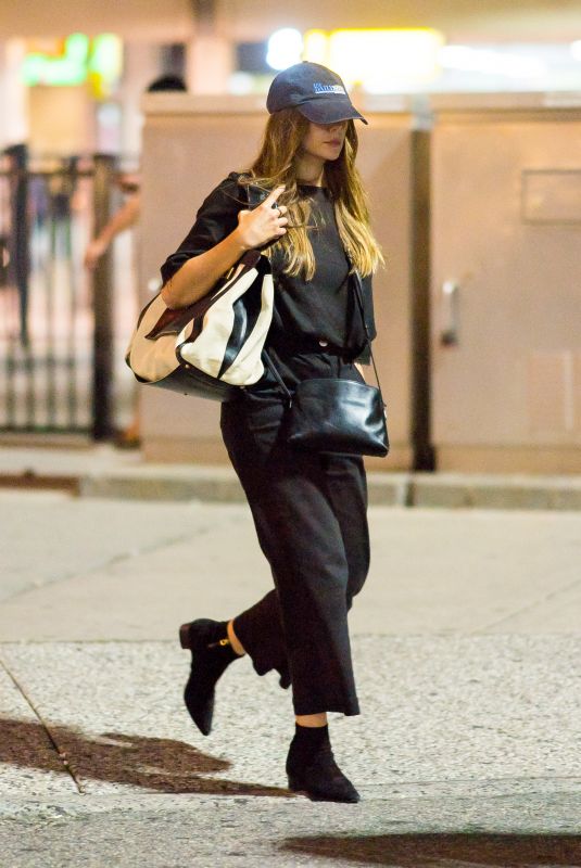 ELIZABETH OLSEN at JFK Airport in New York 08/24/2018