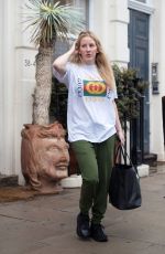 ELLIE GOULDING Out and About in London 08/12/2018