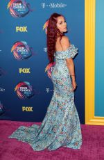 ERIN ROBINSON at 2018 Teen Choice Awards in Beverly Hills 08/12/2018