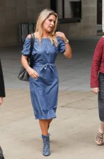 GEMMA OATEN Leaves BBC Radio Studios in London 08/12/2018