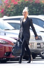 GWEN STEFANI at St. Brendan Catholic Church in Los Angeles 08/26/2018