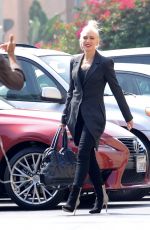 GWEN STEFANI at St. Brendan Catholic Church in Los Angeles 08/26/2018