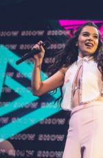 HAILEE STEINFELD Performs at The Voicenotes Tour in Woodlands 08/24/2018