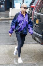 HAILEY BALDWIN Leaves Starbucks in New York 08/13/2018