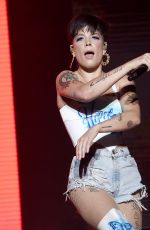 HALSEY Performs at Billboard Hot 100 Music Festival in New York 08/18/2018