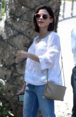 JENNA DEWAN Out House Hunting in Los Angeles 08/13/2018