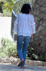 JENNA DEWAN Out House Hunting in Los Angeles 08/13/2018
