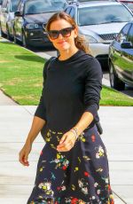 JENNIFER GARNER Arrives at a Church in Pacific Palisades 08/26/2018