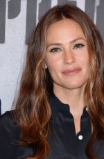 JENNIFER GARNER at Peppermint Photocall in Los Angeles  08/17/2018