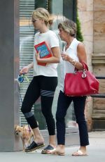 JENNIFER LAWRENCE Heading to Beauty Salon in New York 08/27/2018
