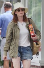 JULIANNE MOORE Out Shopping in New York 08/22/2018