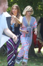 JULIE BOWEN and SOFIA VERGARA on the Set of Modern Family in Brentwood 08/16/2018