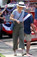 JULIE BOWEN on the Set of Modern Family in Los Angeles 08/09/2018