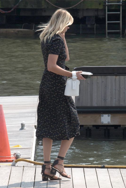 KARLIE KLOSS Out for a Boat Ride in New York 08/16/2018