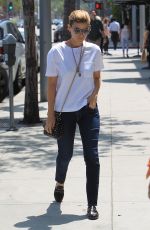 KATE MARA Out for Lunch at Cafe Gratitude in Beverly Hills 08/14/2018