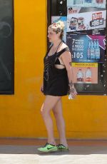 KESHA SEBERT on Vacationing in Mexico 08/14/2018