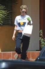 KRISTEN STEWAR Out and About in Los Angeles 08/24/2018