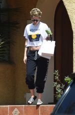 KRISTEN STEWAR Out and About in Los Angeles 08/24/2018