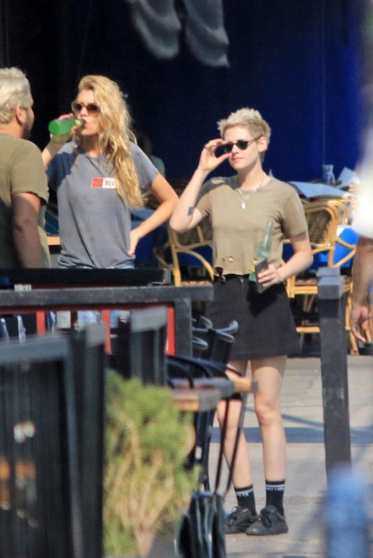 KRISTEN STEWART and STELLA MAXWELL Out in Los Angeles 08/11/2018