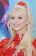 LOREN GRAY at 2018 Teen Choice Awards in Beverly Hills 08/12/2018