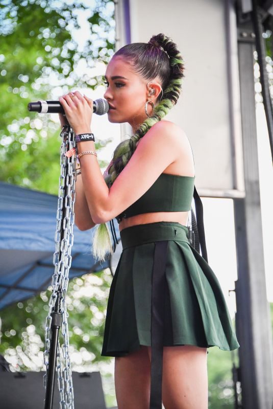MADISON BEER Performs at Lollapalooza in Chicago 08/02/2018