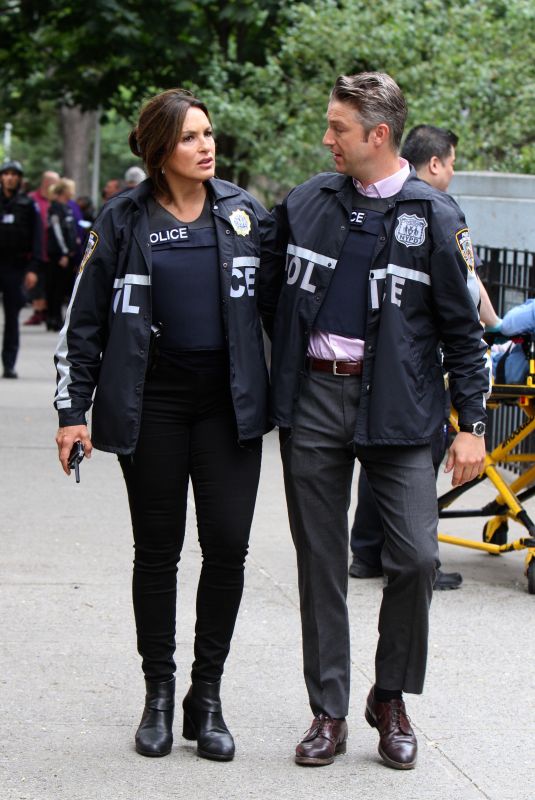 MARISKA HARGITAY on set of Law and Order: SVU in New York 08/20/2018