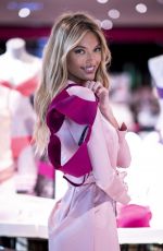 MARTHA HUNT at Victoria