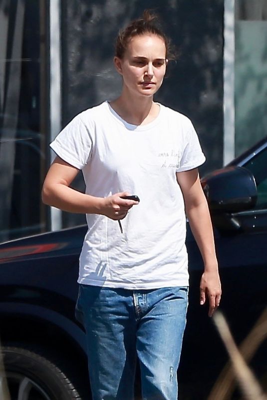 NATALIE PORTMAN in Jeans Out in Los Feliz 08/15/2018